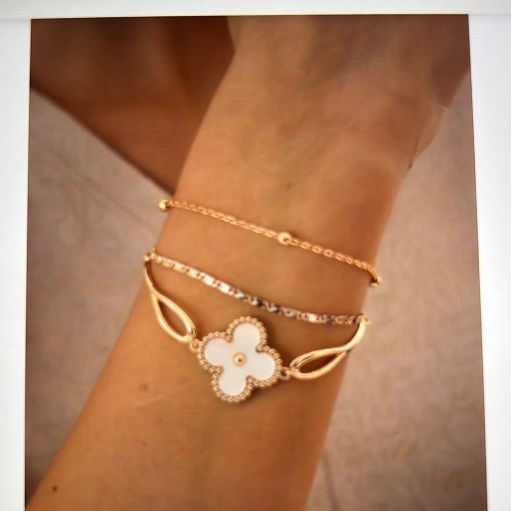 Bracelet